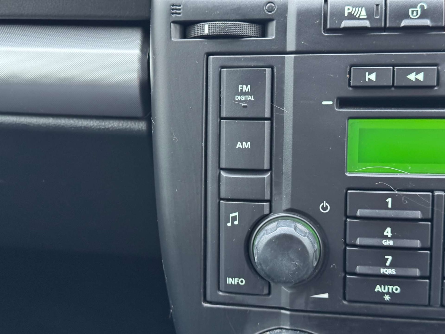 Used Land Rover Freelander 2011 for sale - 76296840: Photo 45