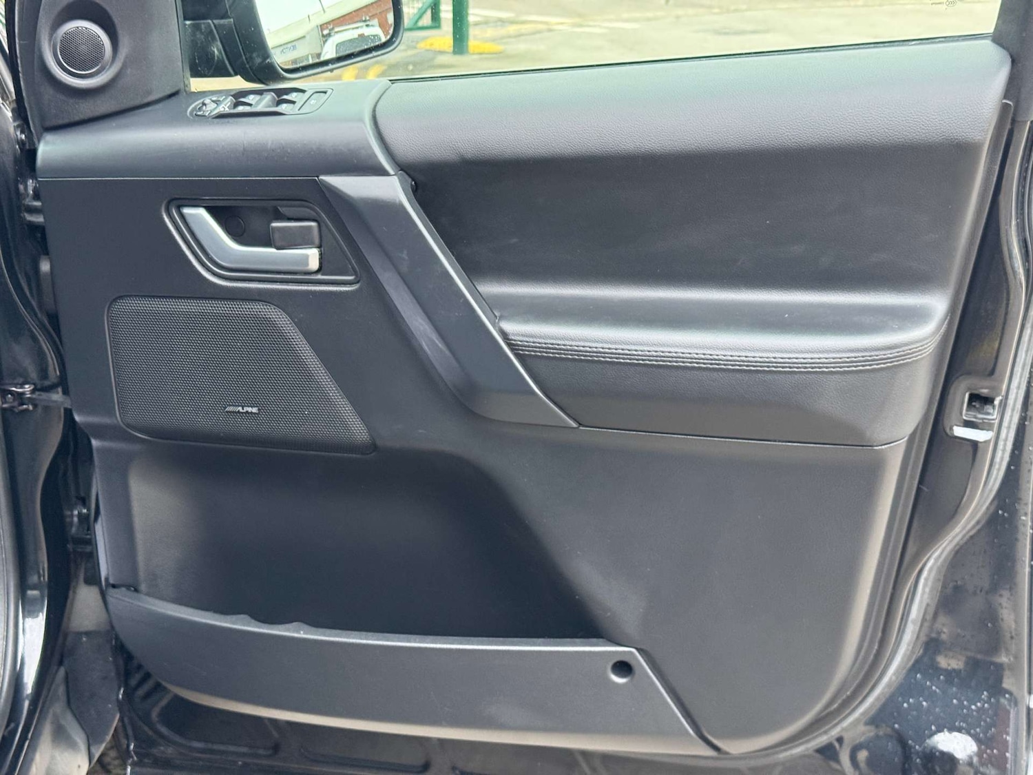 Used Land Rover Freelander 2011 for sale - 76296840: Photo 51