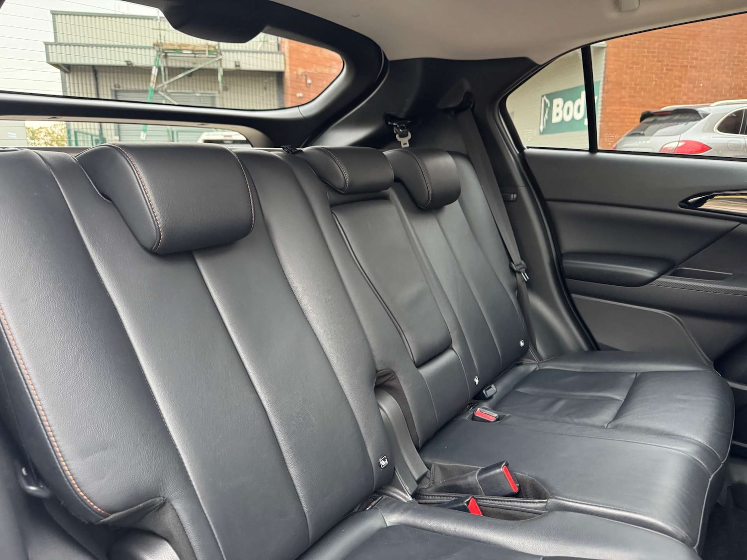 Used Mitsubishi Eclipse Cross 2018 for sale - 76237447: Photo 22