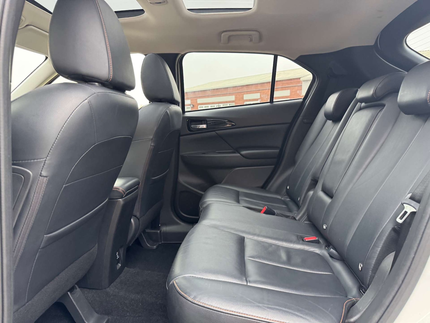 Used Mitsubishi Eclipse Cross 2018 for sale - 76237447: Photo 23