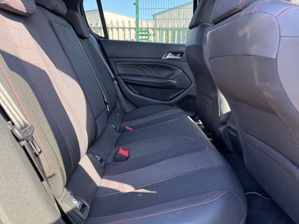 Used Peugeot 308 2016 for sale - 76101540: Photo 20