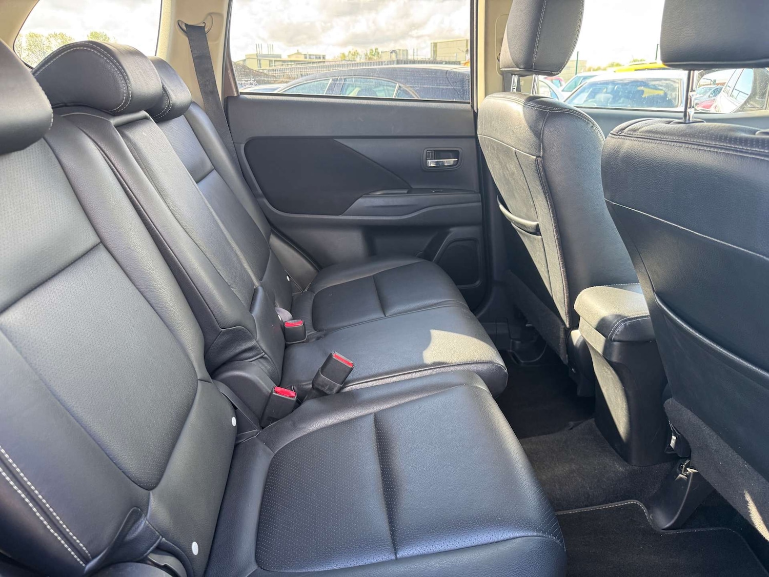 Used Mitsubishi Outlander 2017 for sale - 76101648: Photo 22