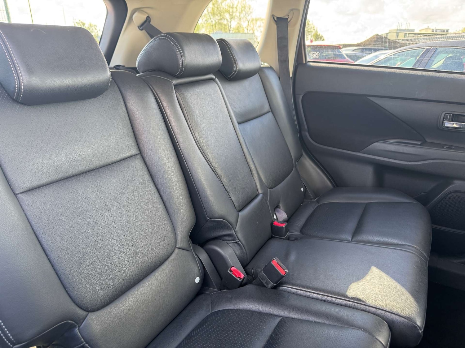 Used Mitsubishi Outlander 2017 for sale - 76101648: Photo 23