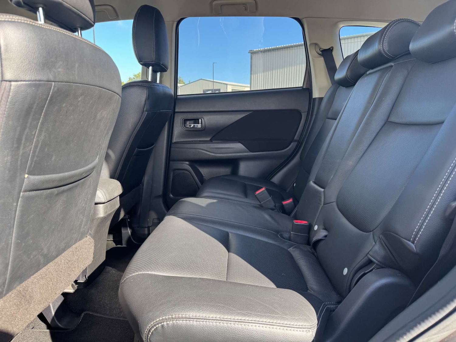 Used Mitsubishi Outlander 2017 for sale - 76101648: Photo 25
