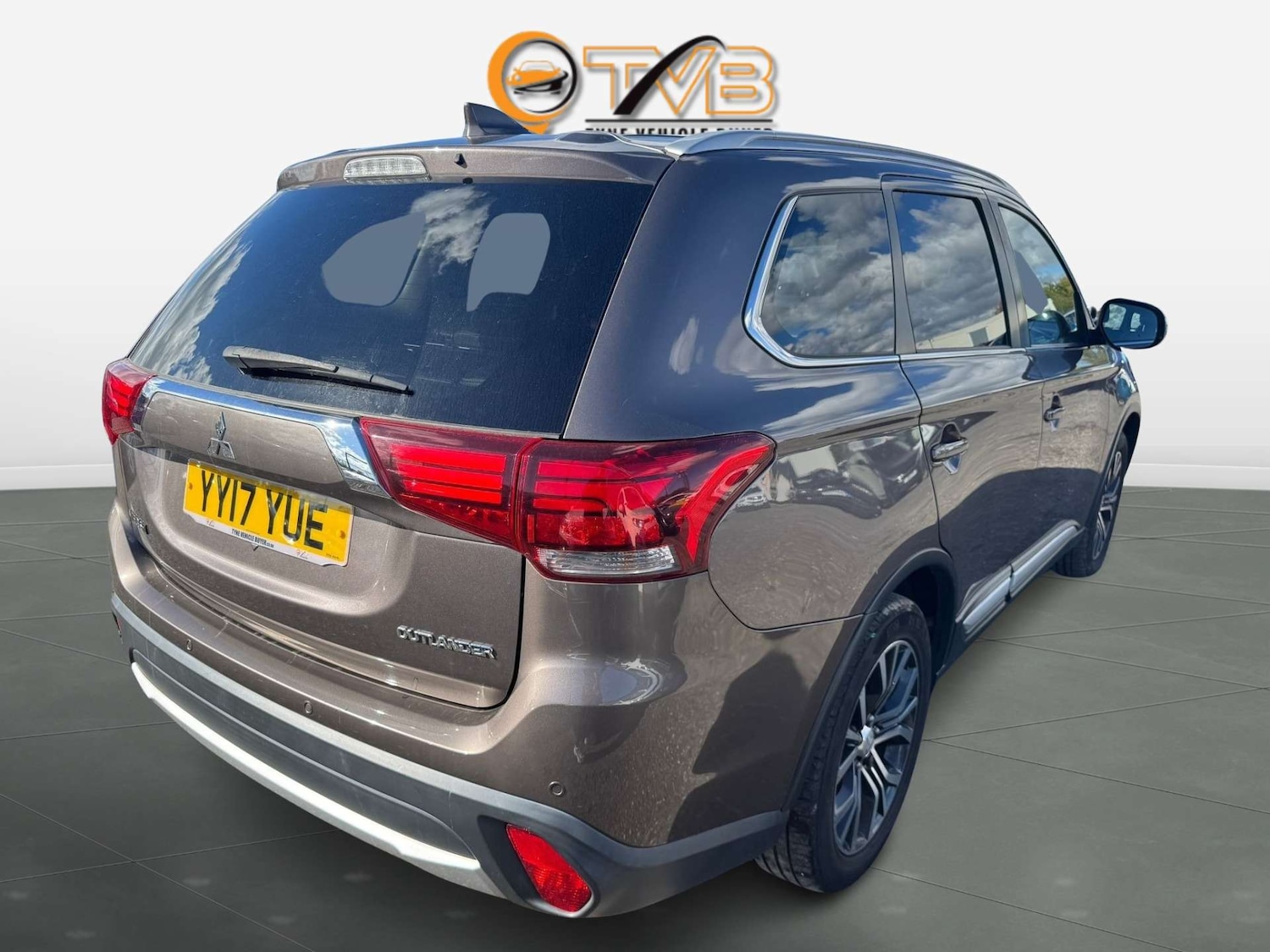Used Mitsubishi Outlander 2017 for sale - 76101648: Photo 5