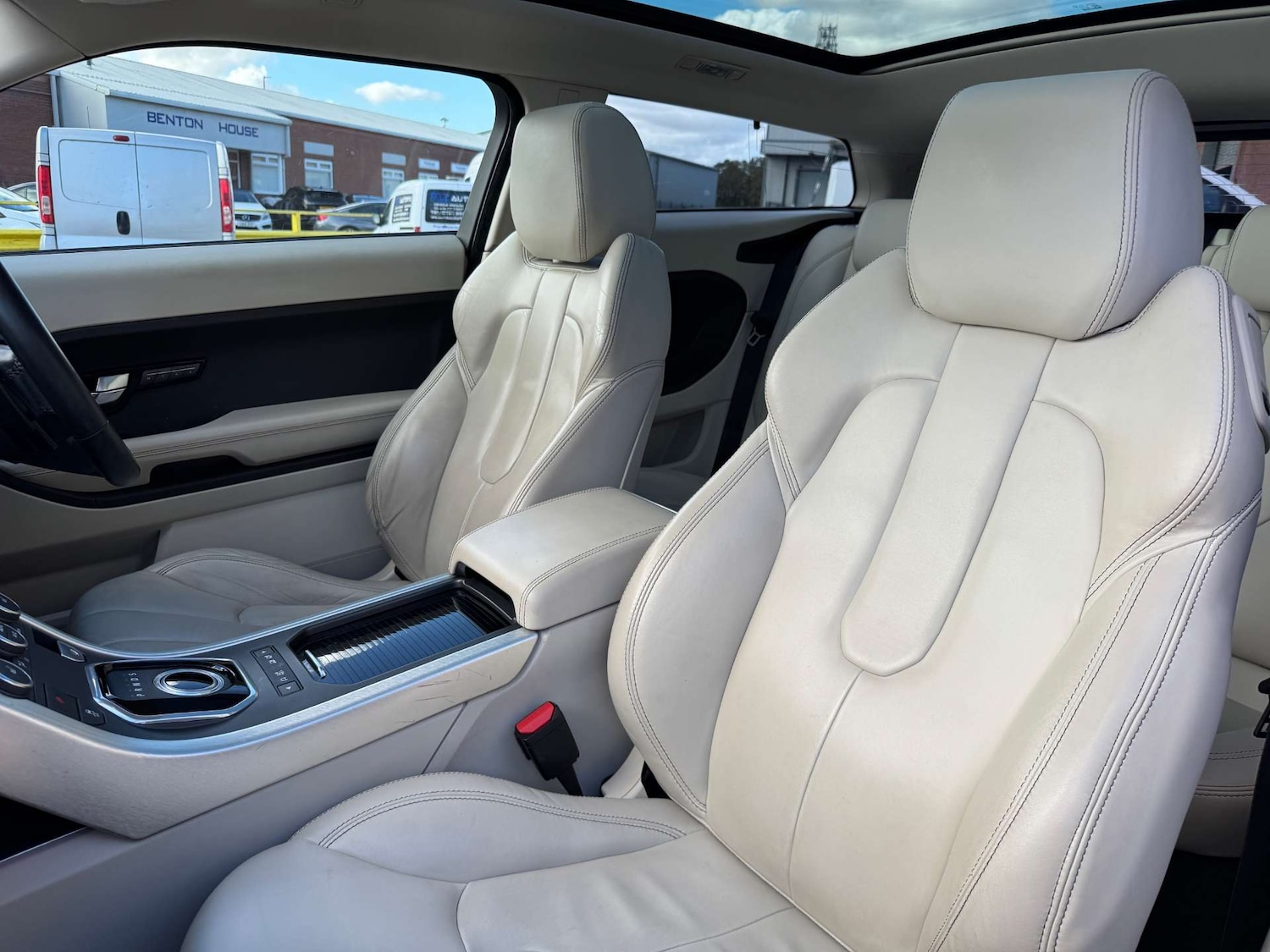 Used Land Rover Range Rover Evoque 2011 for sale - 76101689: Photo 19