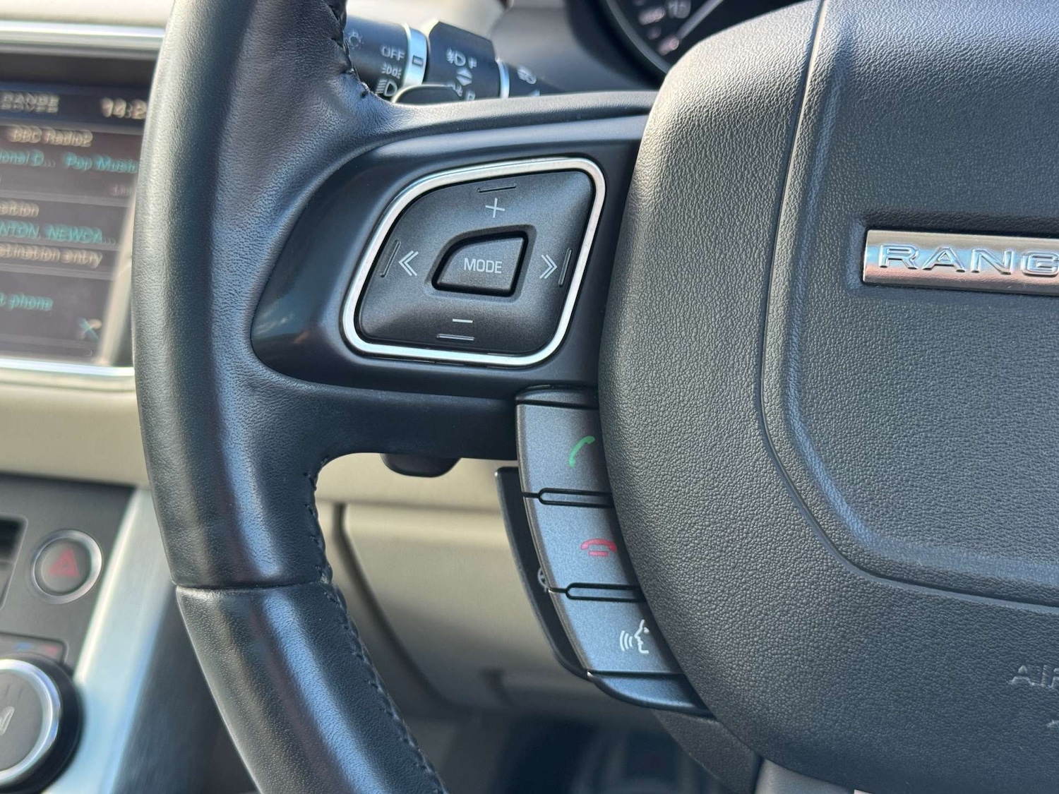 Used Land Rover Range Rover Evoque 2011 for sale - 76101689: Photo 27