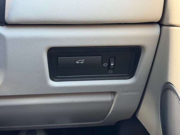 Used Land Rover Range Rover Evoque 2011 for sale - 76101689: Photo 32