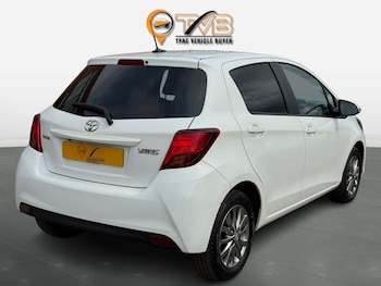 Used Toyota Yaris 2017 for sale - 76101641: Photo