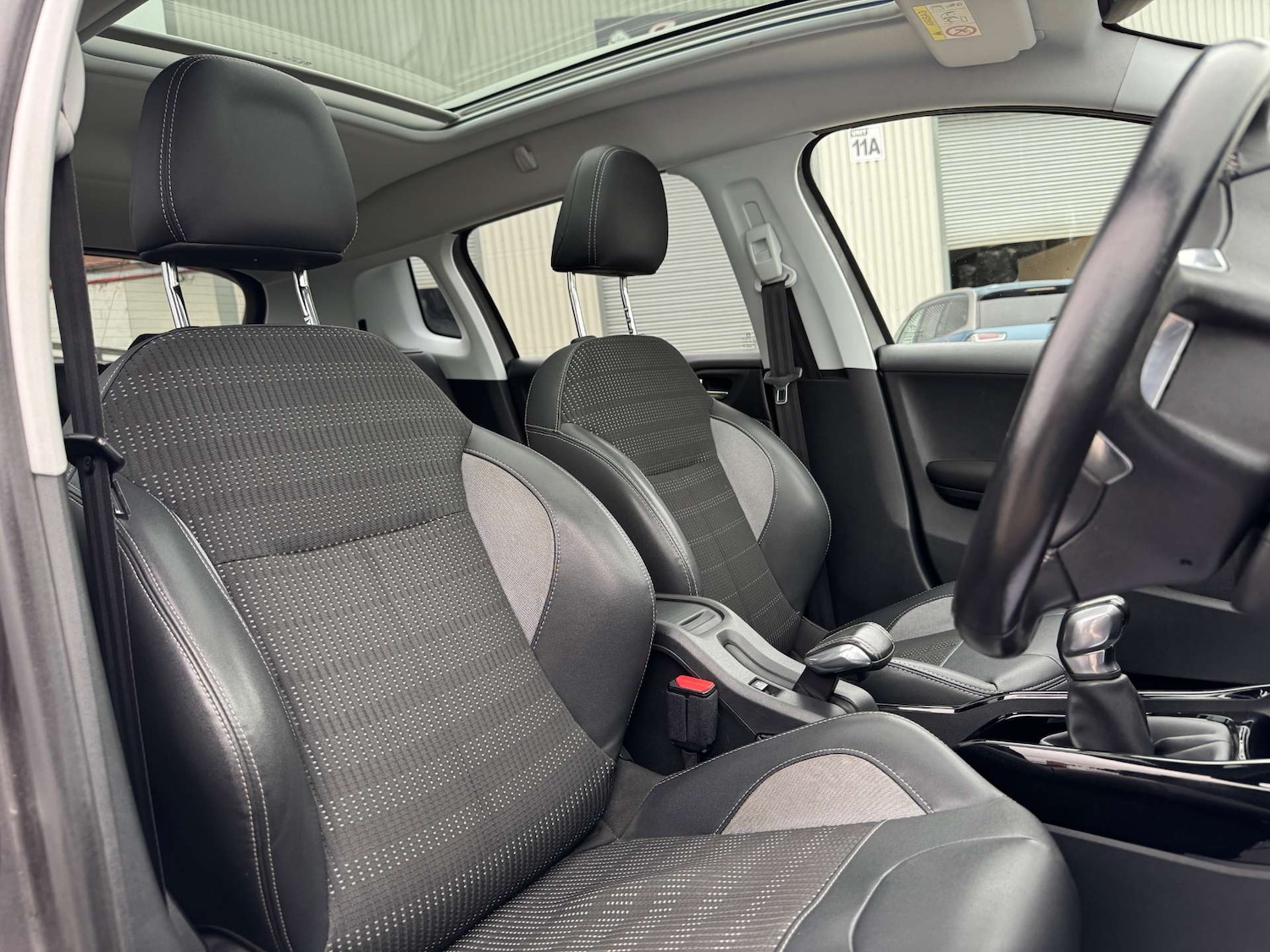 Used Peugeot 2008 2016 for sale - 76237443: Photo 17