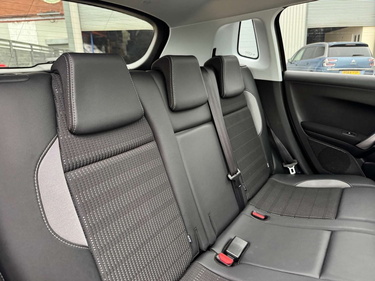 Used Peugeot 2008 2016 for sale - 76237443: Photo 23