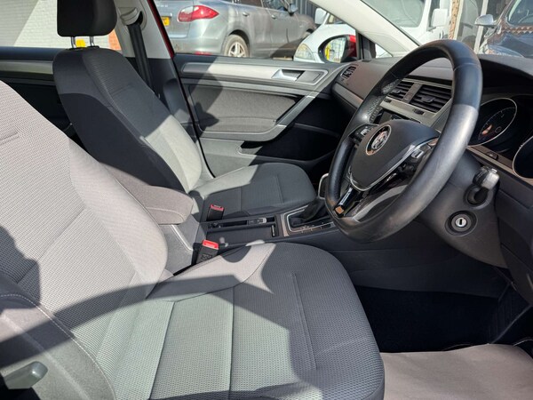 Used Volkswagen Golf 2014 for sale - 76101588: Photo 16