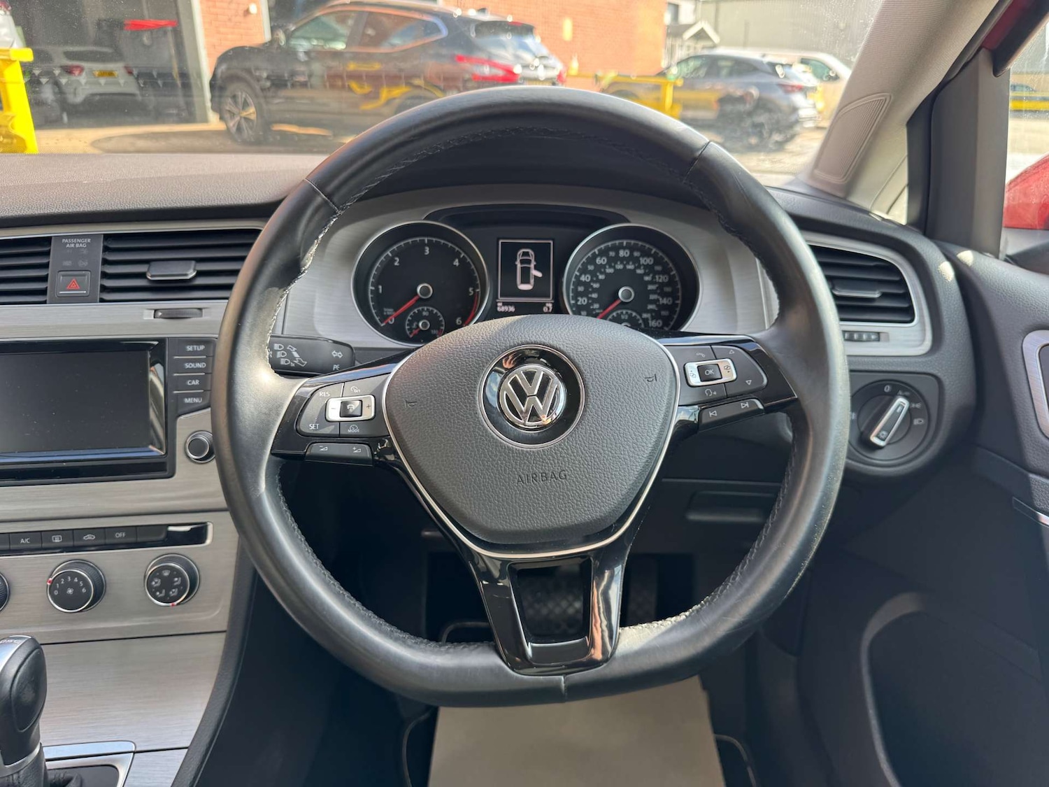 Used Volkswagen Golf 2014 for sale - 76101588: Photo 30