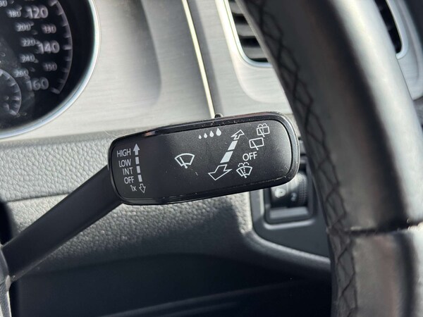 Used Volkswagen Golf 2014 for sale - 76101588: Photo 34