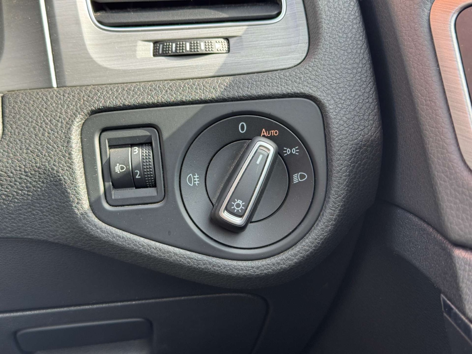 Used Volkswagen Golf 2014 for sale - 76101588: Photo 36