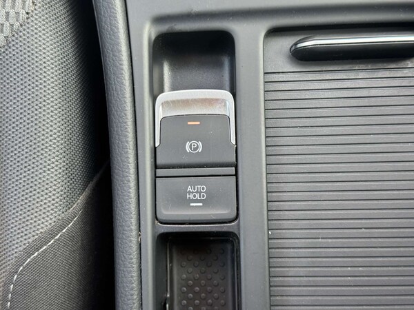 Used Volkswagen Golf 2014 for sale - 76101588: Photo 40