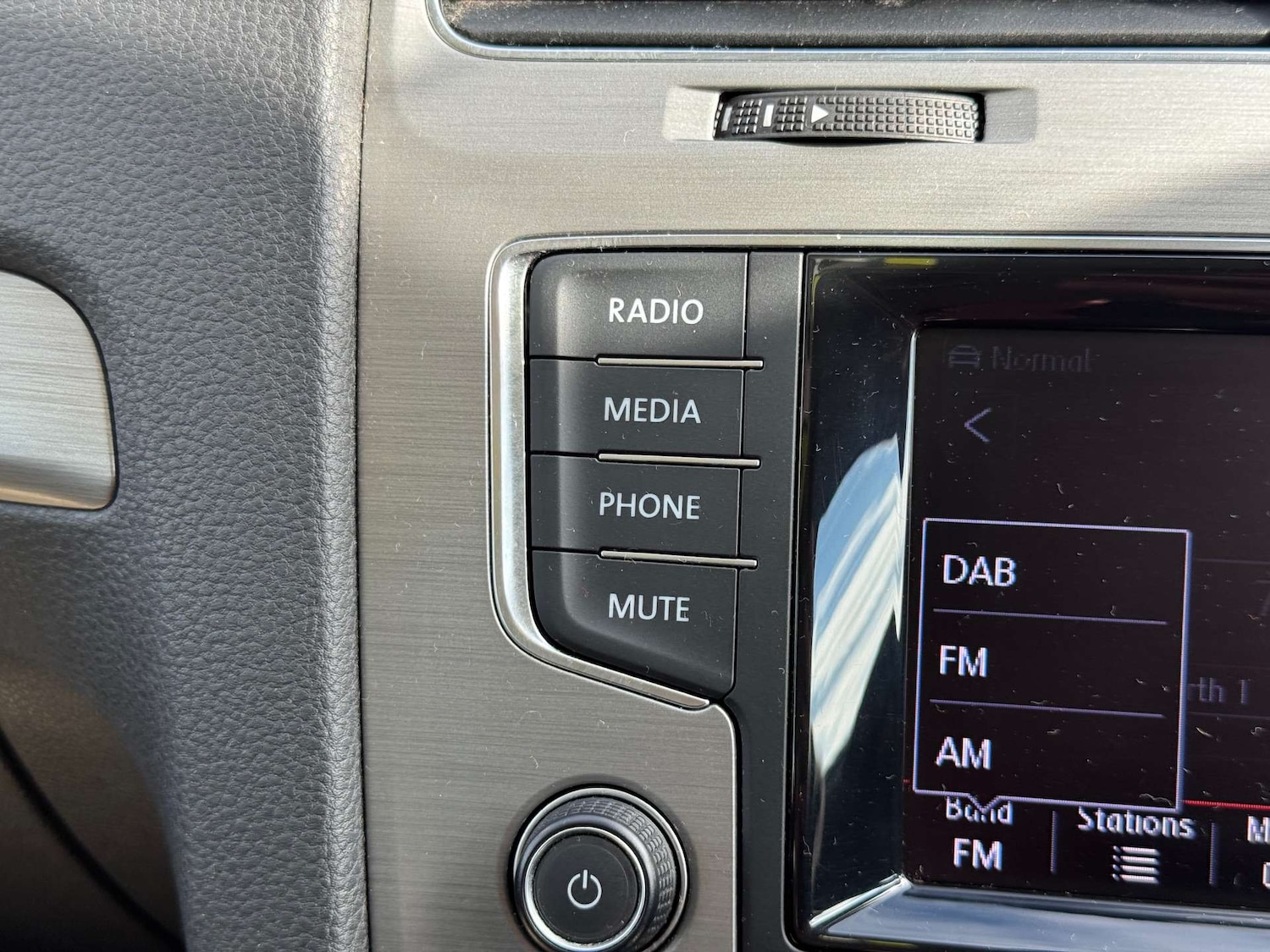 Used Volkswagen Golf 2014 for sale - 76101588: Photo 45