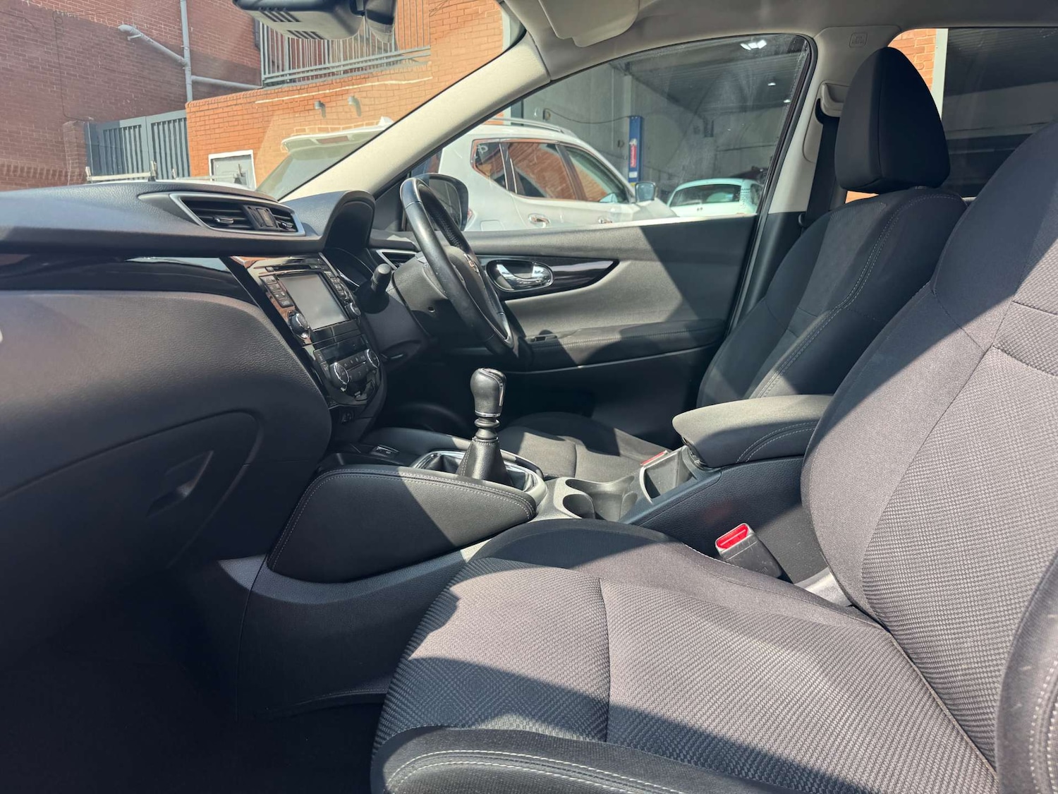 Used Nissan Qashqai 2016 for sale - 76101612: Photo 17