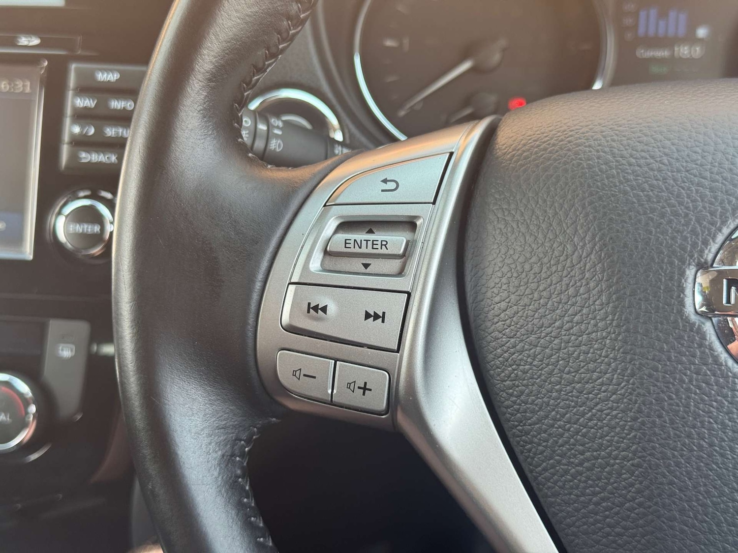 Used Nissan Qashqai 2016 for sale - 76101612: Photo 30