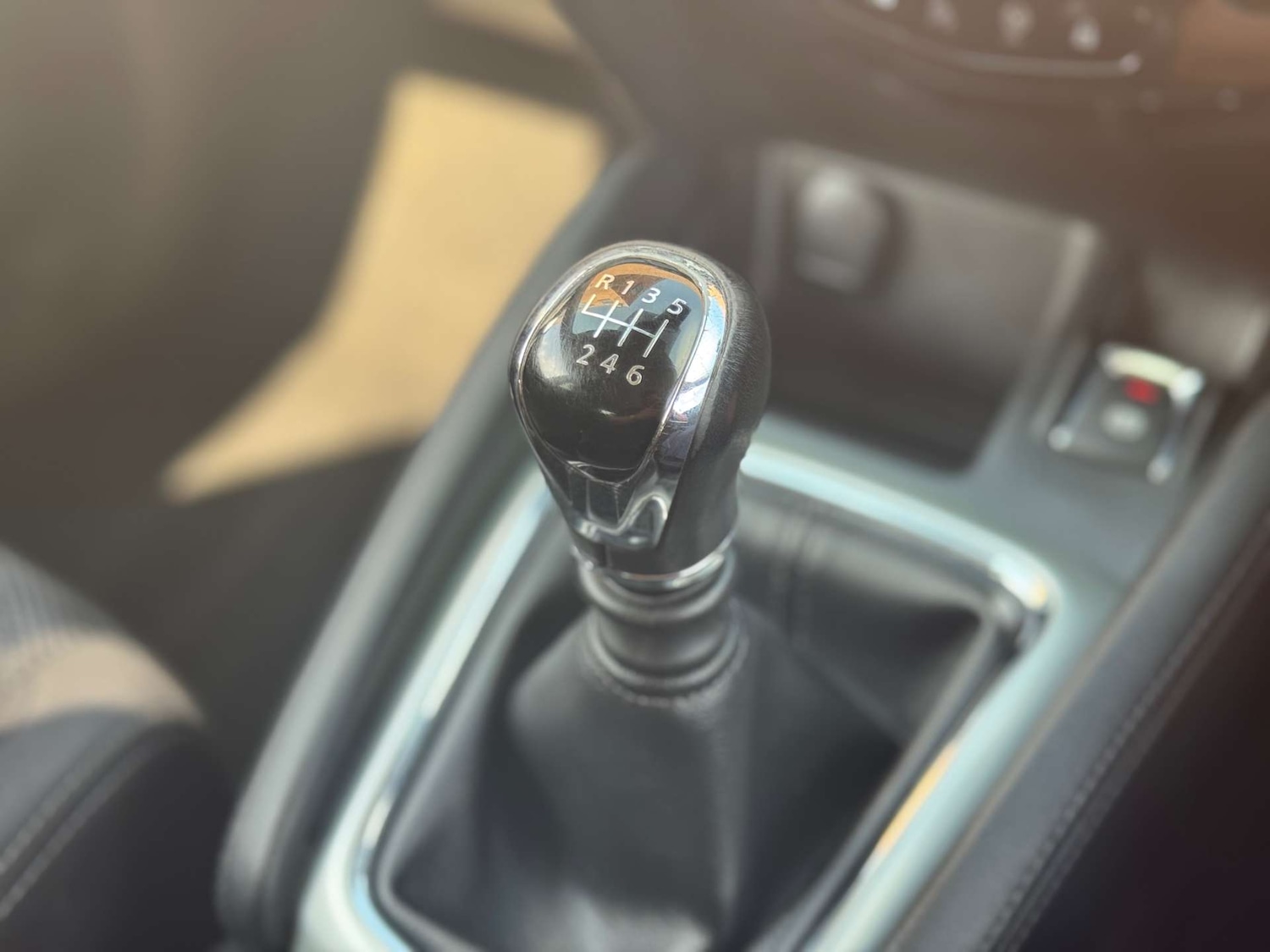 Used Nissan Qashqai 2016 for sale - 76101612: Photo 39