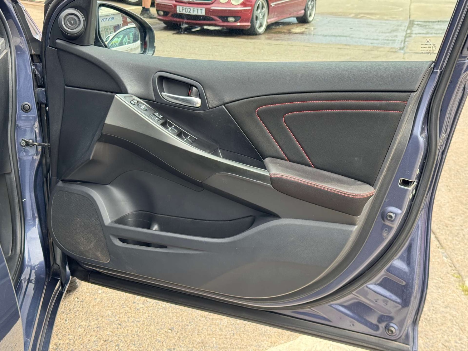 Used Honda Civic 2017 for sale - 76101623: Photo 53