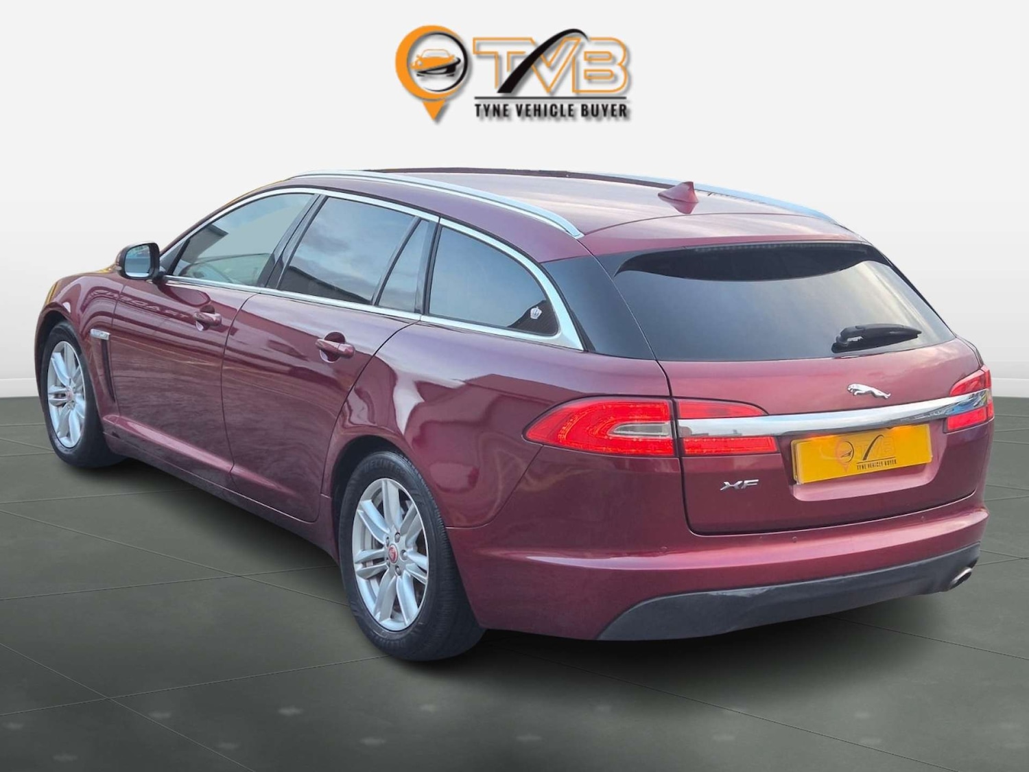 Used Jaguar XF 2014 for sale - 76737879: Photo 19