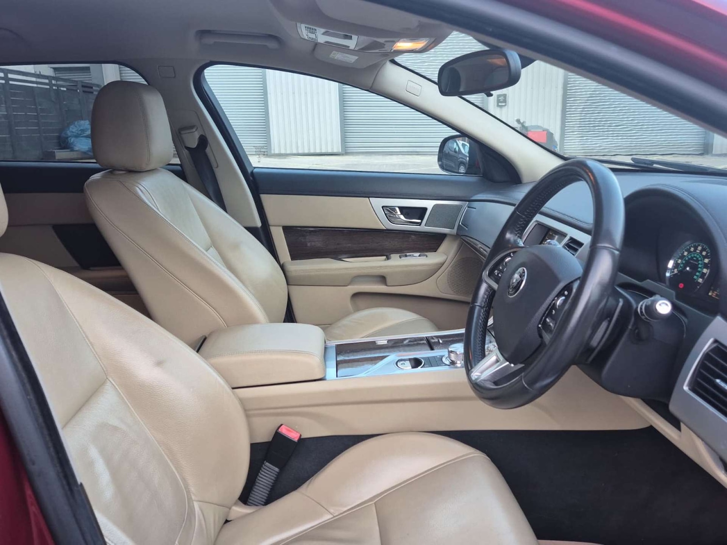 Used Jaguar XF 2014 for sale - 76737879: Photo 22