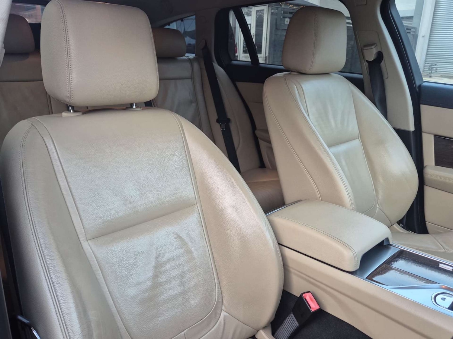 Used Jaguar XF 2014 for sale - 76737879: Photo 23