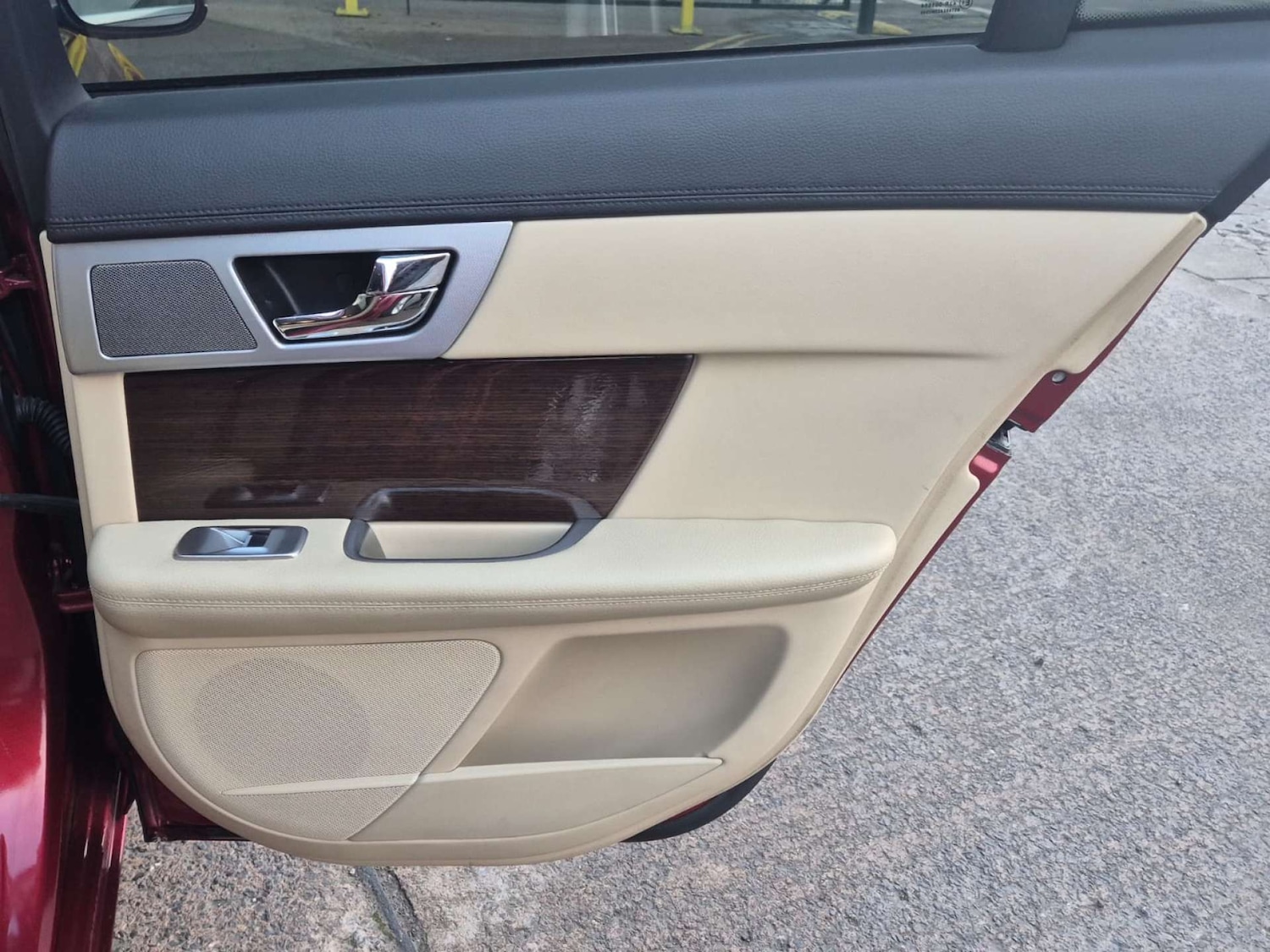 Used Jaguar XF 2014 for sale - 76737879: Photo 28