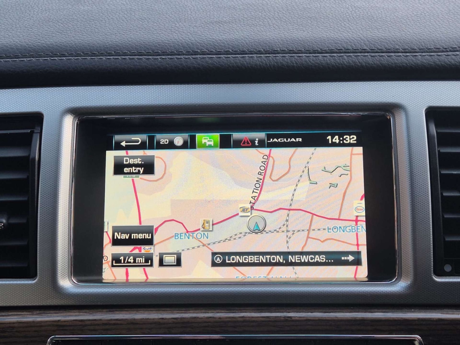 Used Jaguar XF 2014 for sale - 76737879: Photo 35