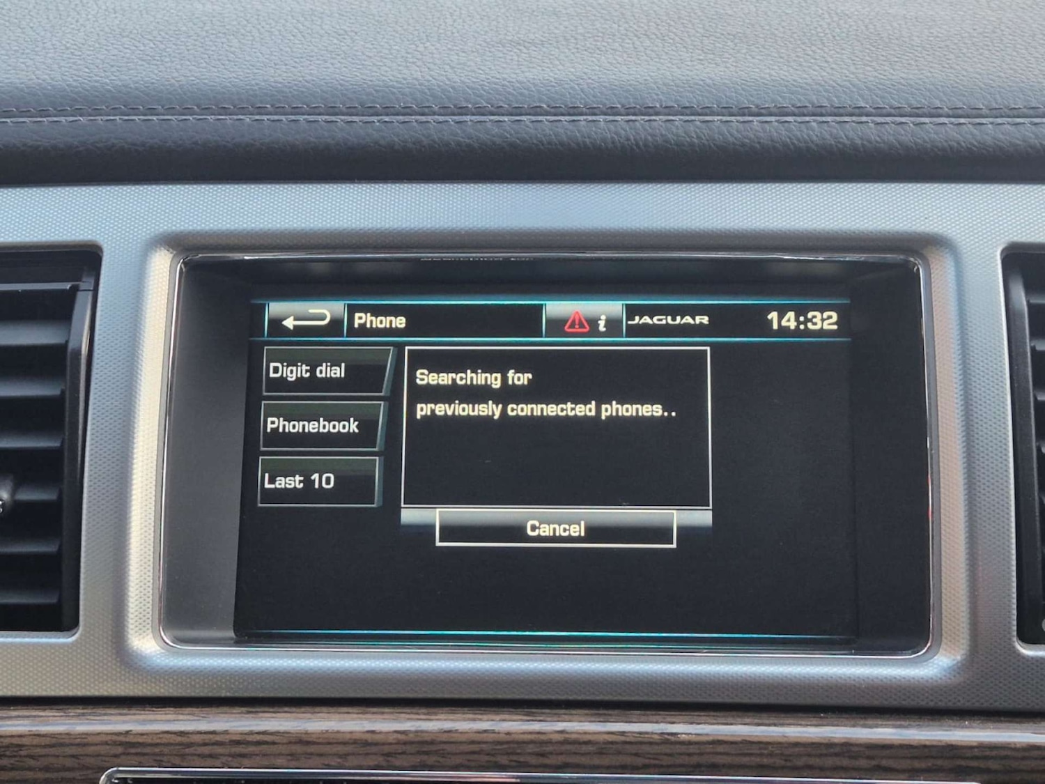 Used Jaguar XF 2014 for sale - 76737879: Photo 36