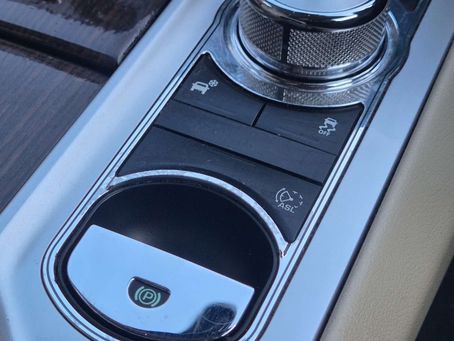 Used Jaguar XF 2014 for sale - 76737879: Photo 42