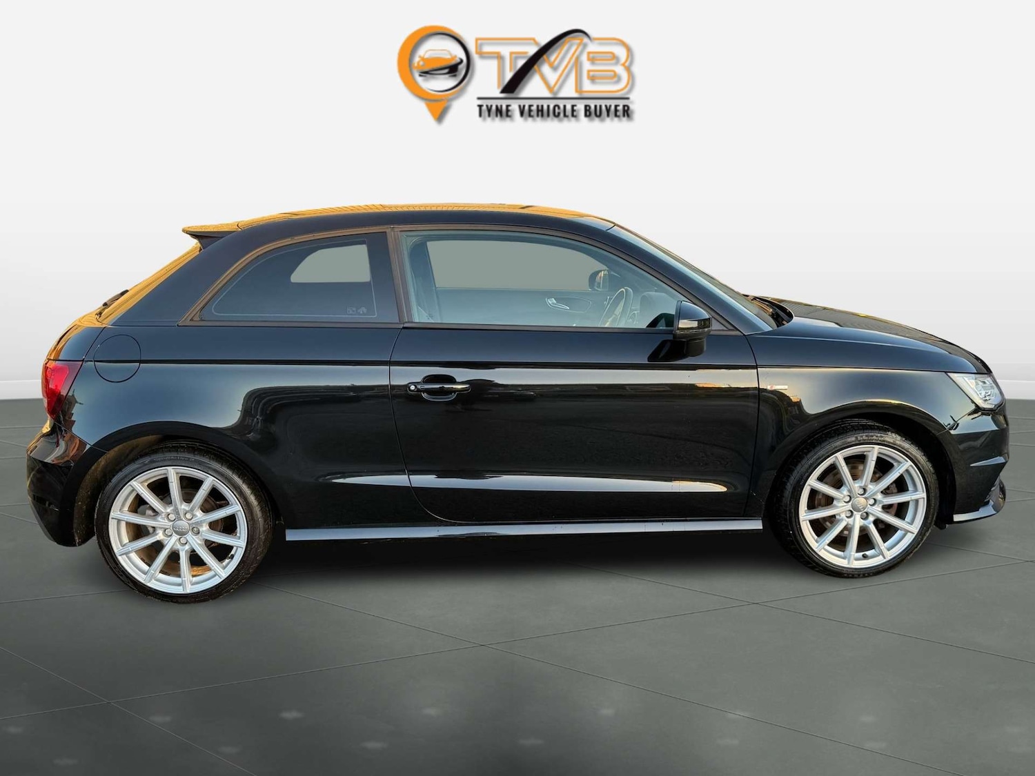 Used Audi A1 2017 for sale - 76350456: Photo 2