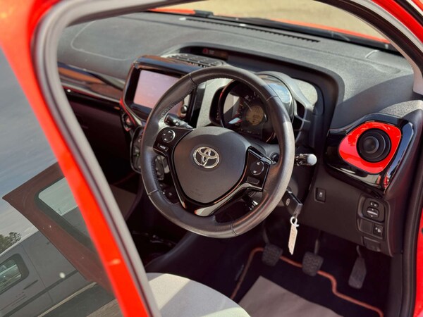 Used Toyota AYGO 2015 for sale - 76101682: Photo 14