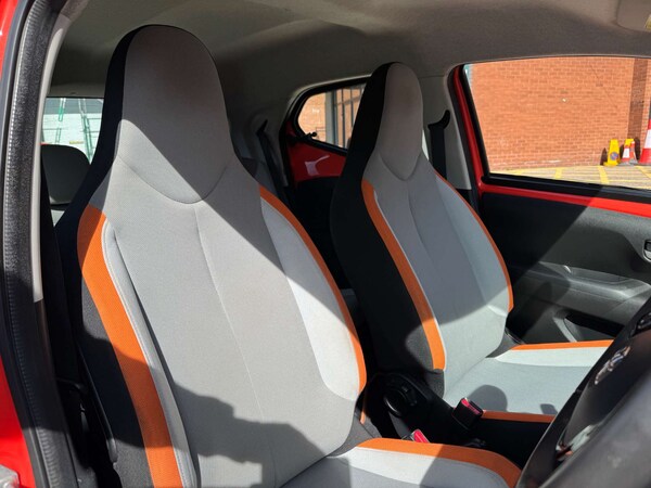 Used Toyota AYGO 2015 for sale - 76101682: Photo 17