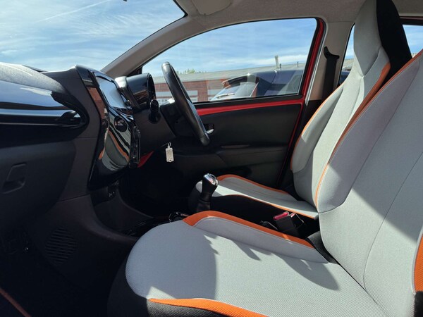 Used Toyota AYGO 2015 for sale - 76101682: Photo 19