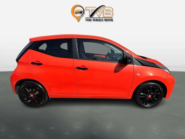 Used Toyota AYGO 2015 for sale - 76101682: Photo 2