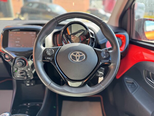 Used Toyota AYGO 2015 for sale - 76101682: Photo 30