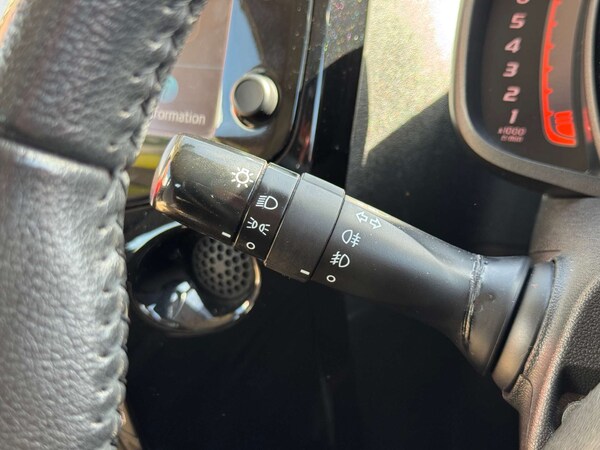 Used Toyota AYGO 2015 for sale - 76101682: Photo 33