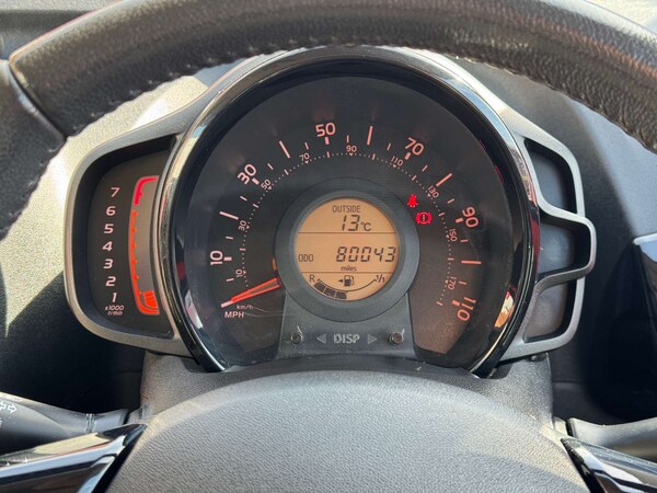 Used Toyota AYGO 2015 for sale - 76101682: Photo 35