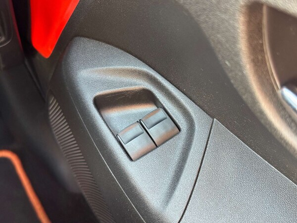 Used Toyota AYGO 2015 for sale - 76101682: Photo 37
