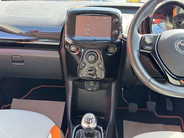Used Toyota AYGO 2015 for sale - 76101682: Photo 39