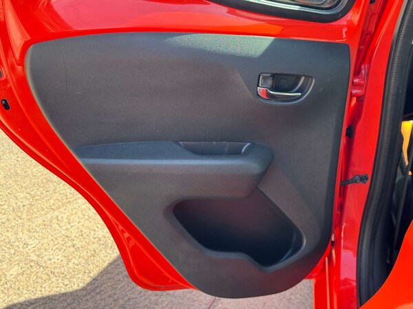 Used Toyota AYGO 2015 for sale - 76101682: Photo 48