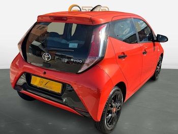 Used Toyota AYGO 2015 for sale - 76101682: Photo 4