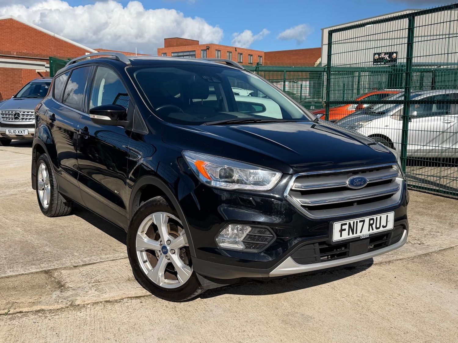 Used Ford Kuga 2017 for sale - 76101652: Photo 1