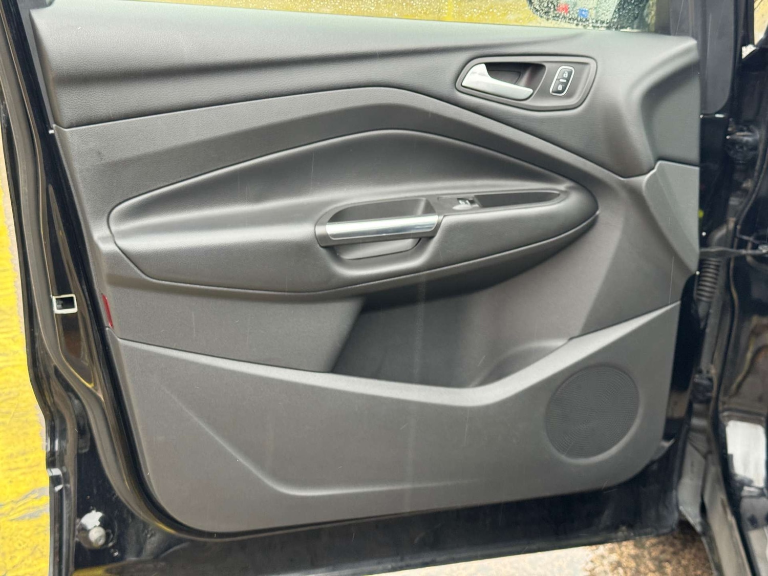 Used Ford Kuga 2017 for sale - 76101652: Photo 52