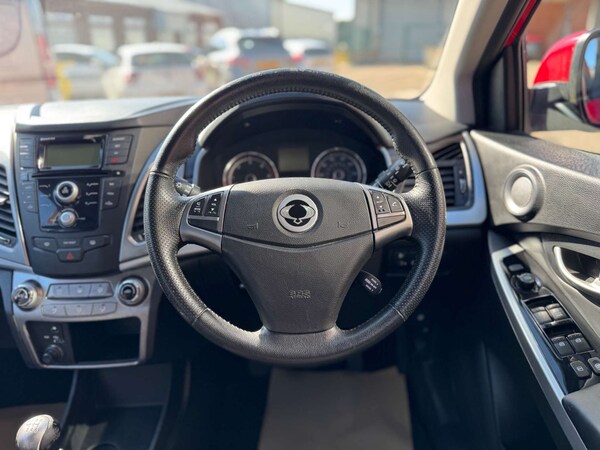 Used Ssangyong Korando 2015 for sale - 76101528: Photo 29