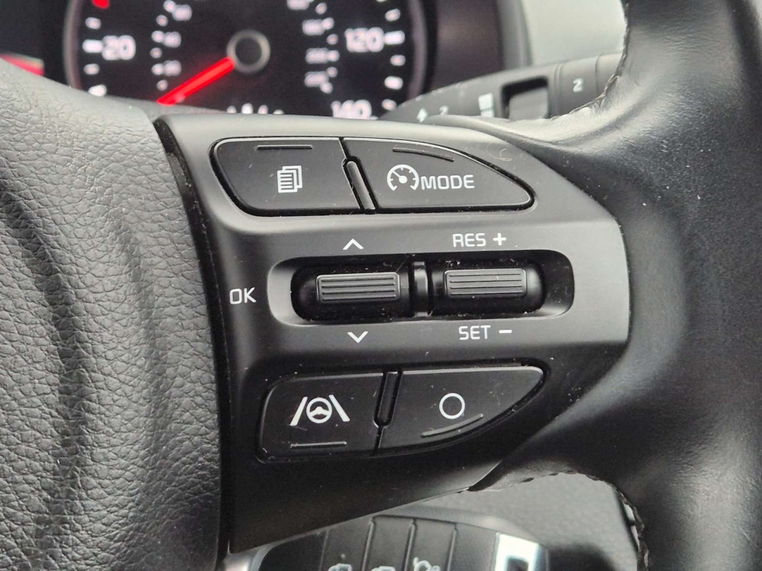 Used Kia Stonic 2021 for sale - 77030757: Photo 25