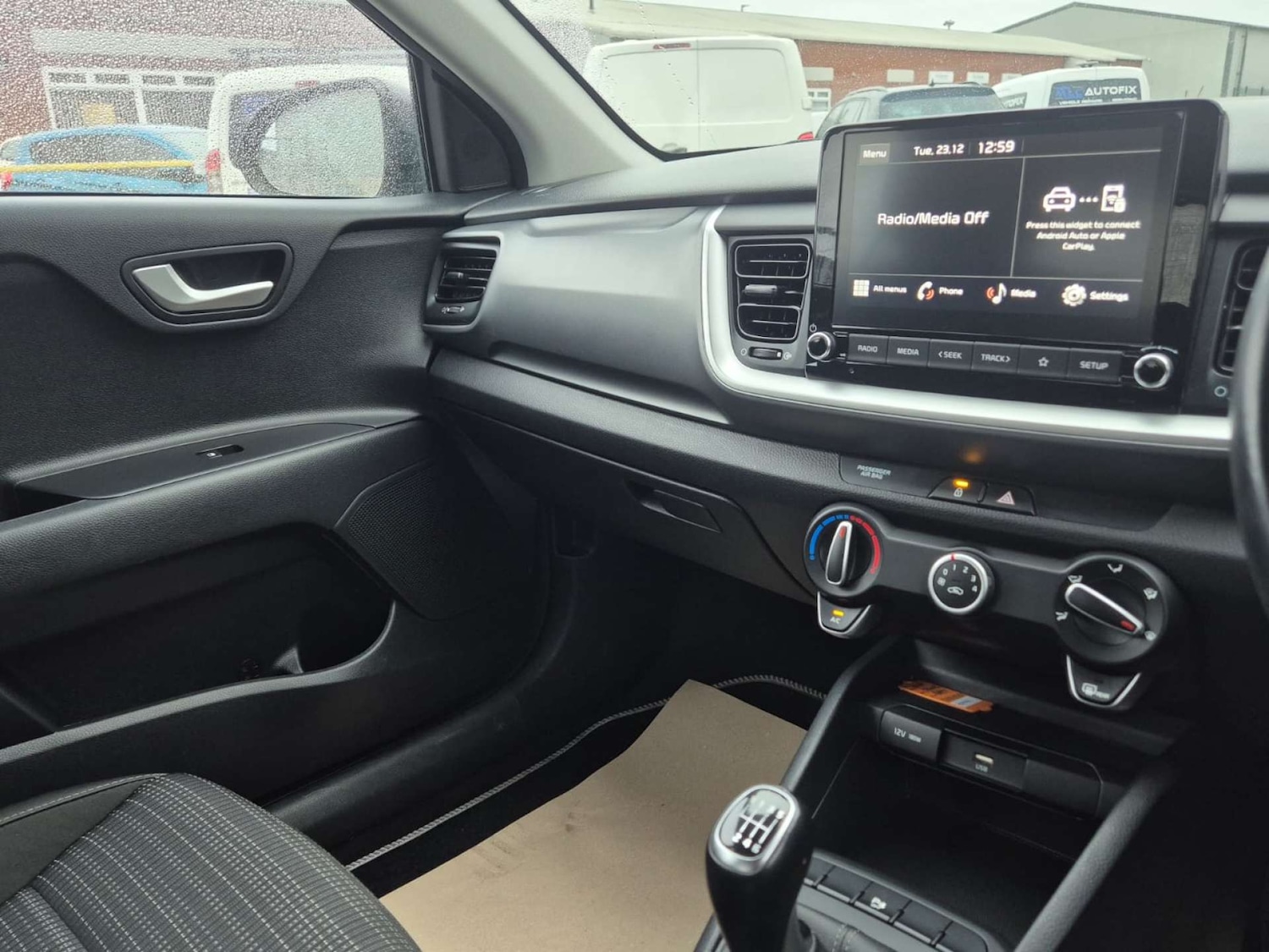 Used Kia Stonic 2021 for sale - 77030757: Photo 27