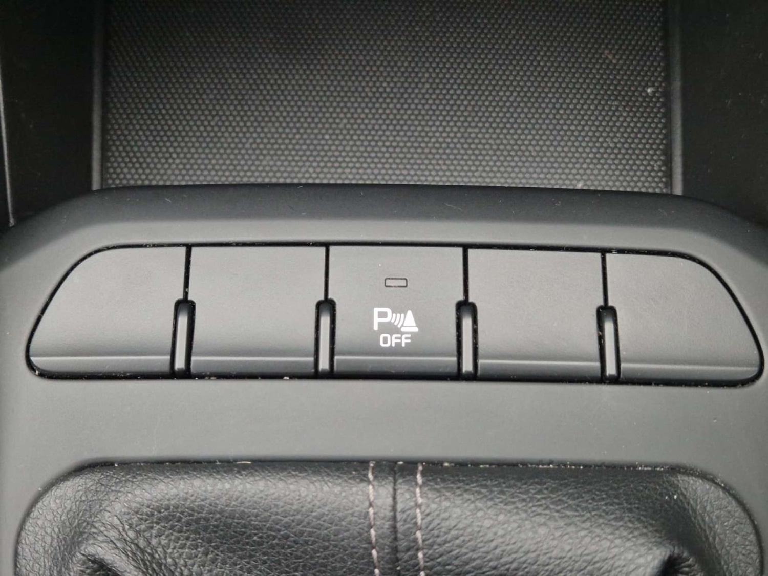 Used Kia Stonic 2021 for sale - 77030757: Photo 30